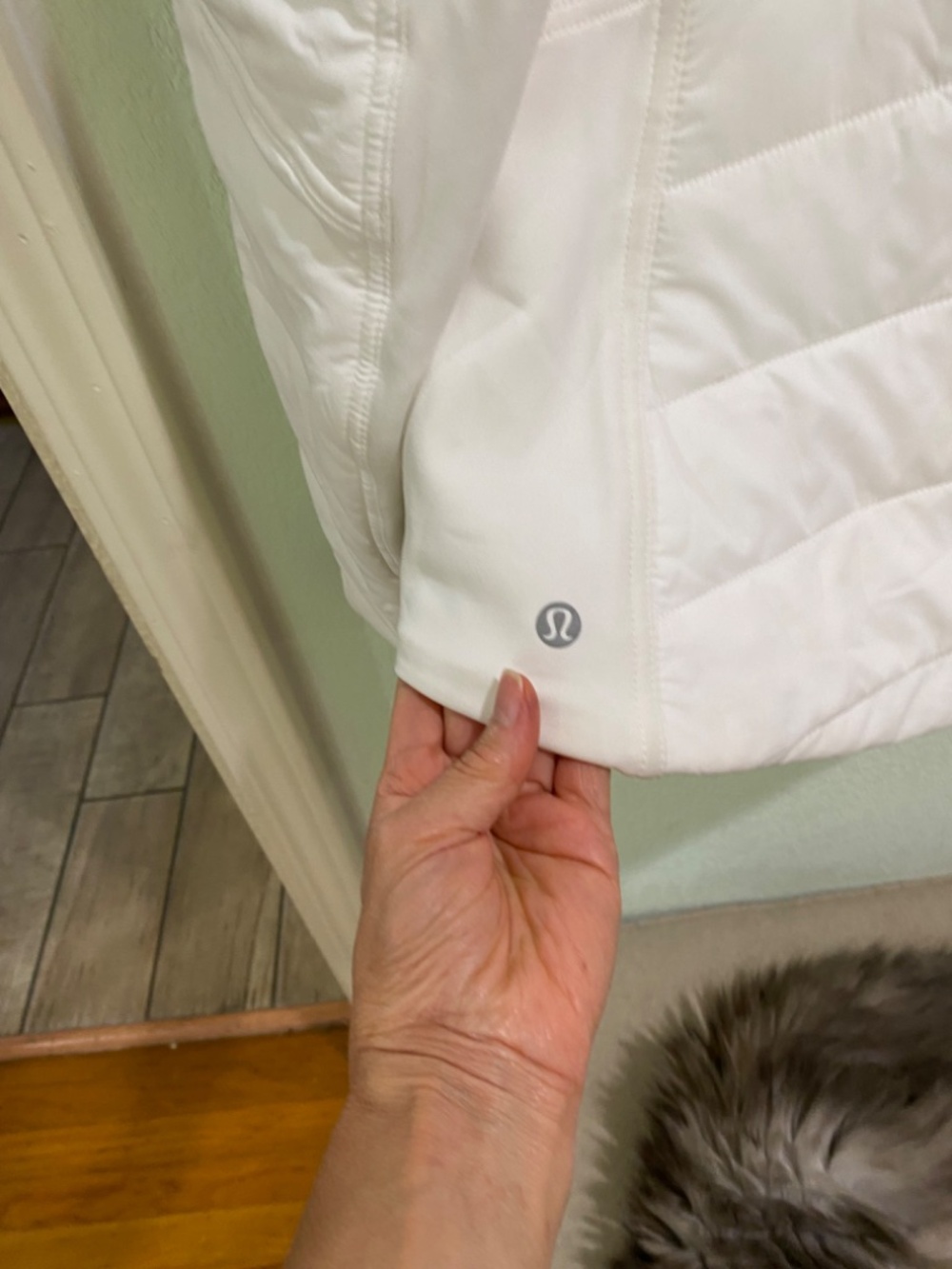 Lululemon jacket - Picture 8 of 9